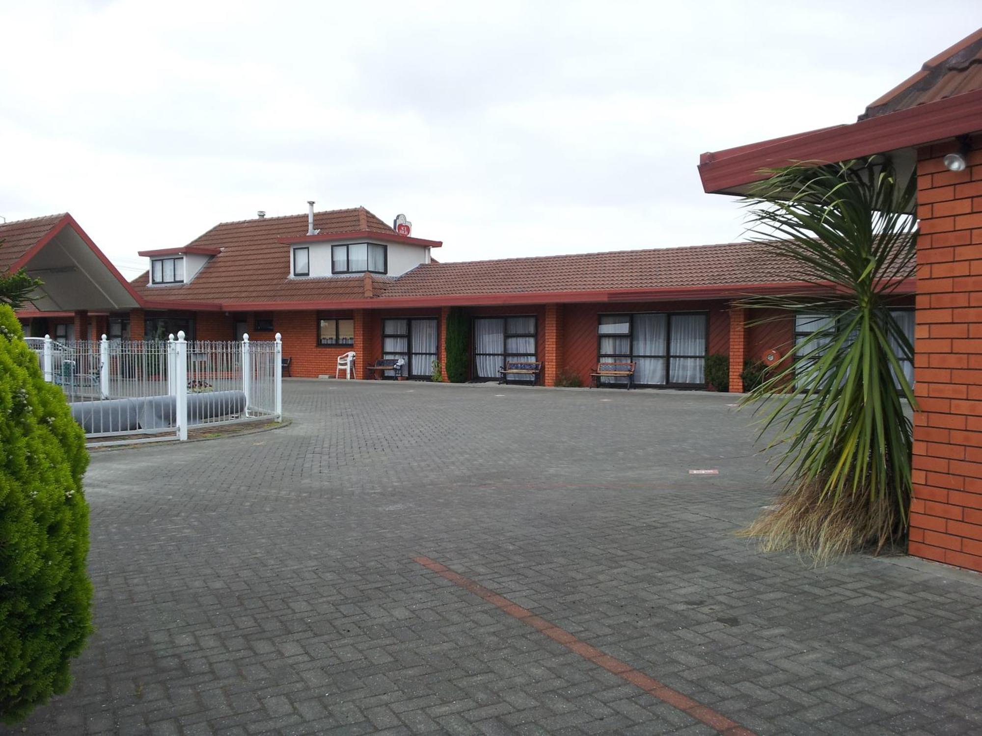 Ace High Motor Inn Napier Exterior photo